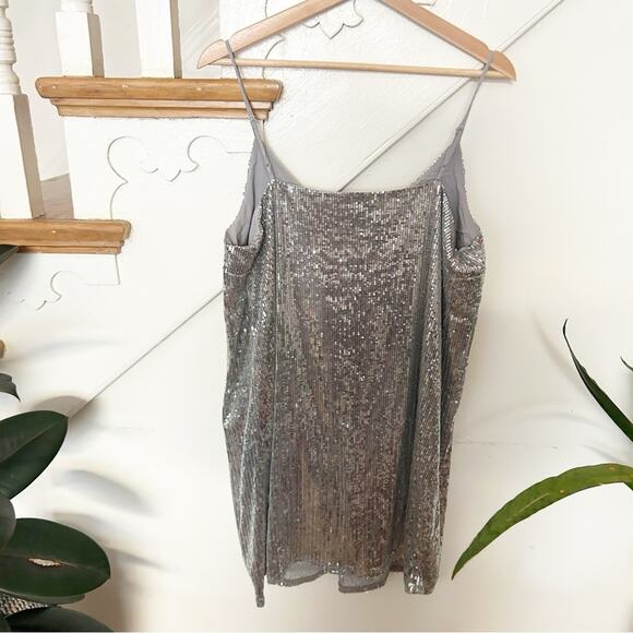A New Day Silver Sequin Mini Dress Spaghetti Straps V-Neckline Sleeveless Size L - Picture 6 of 8